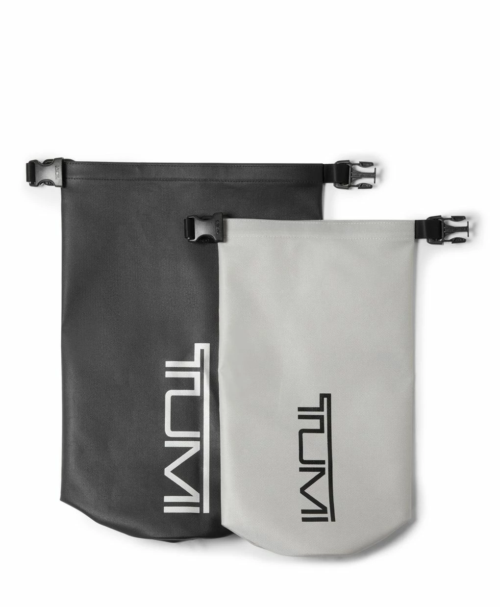 Tumi Two Pack Dry Bags Large Black/Small Grey - Image 2
